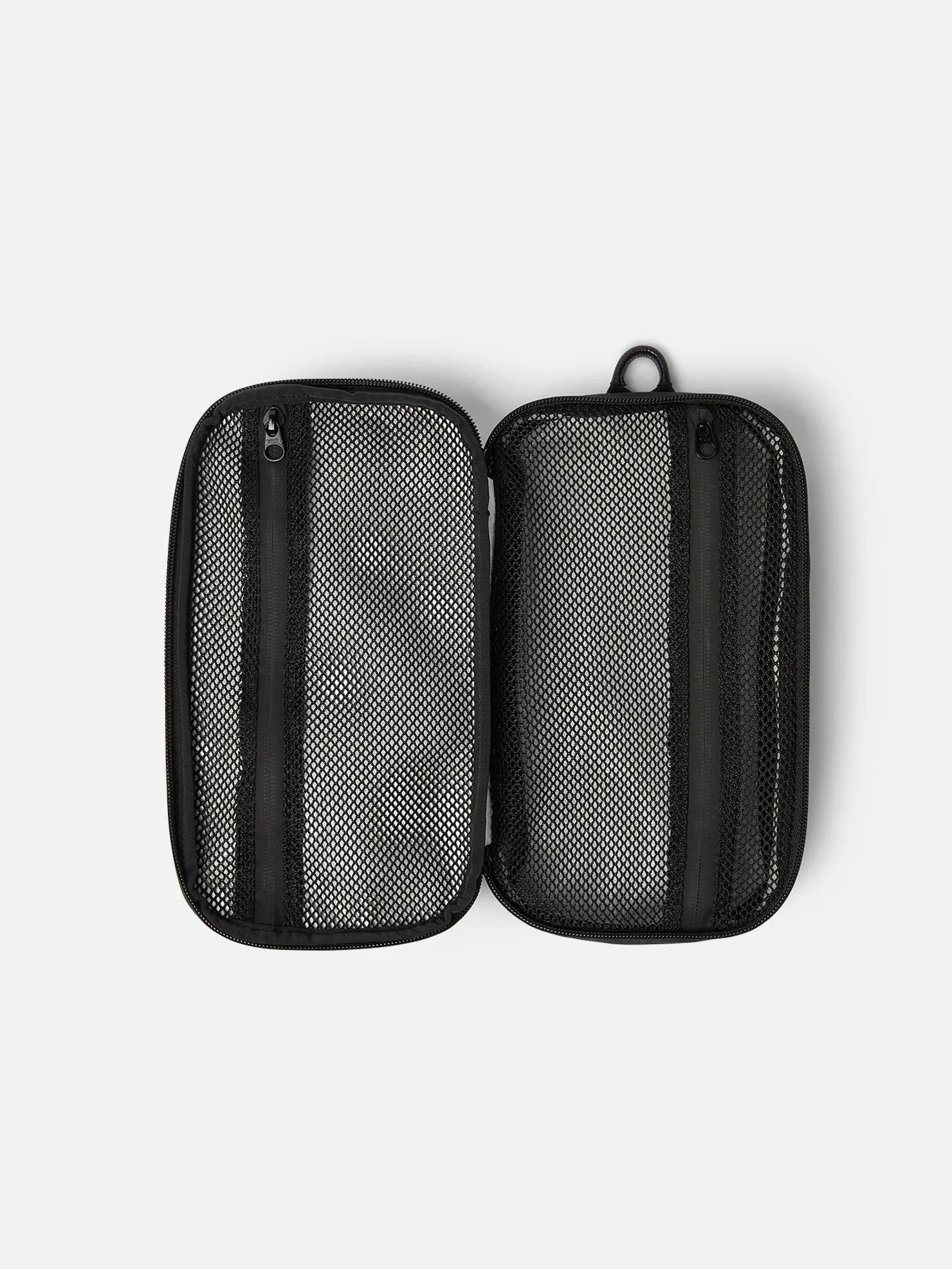 TRAVEL DOPP