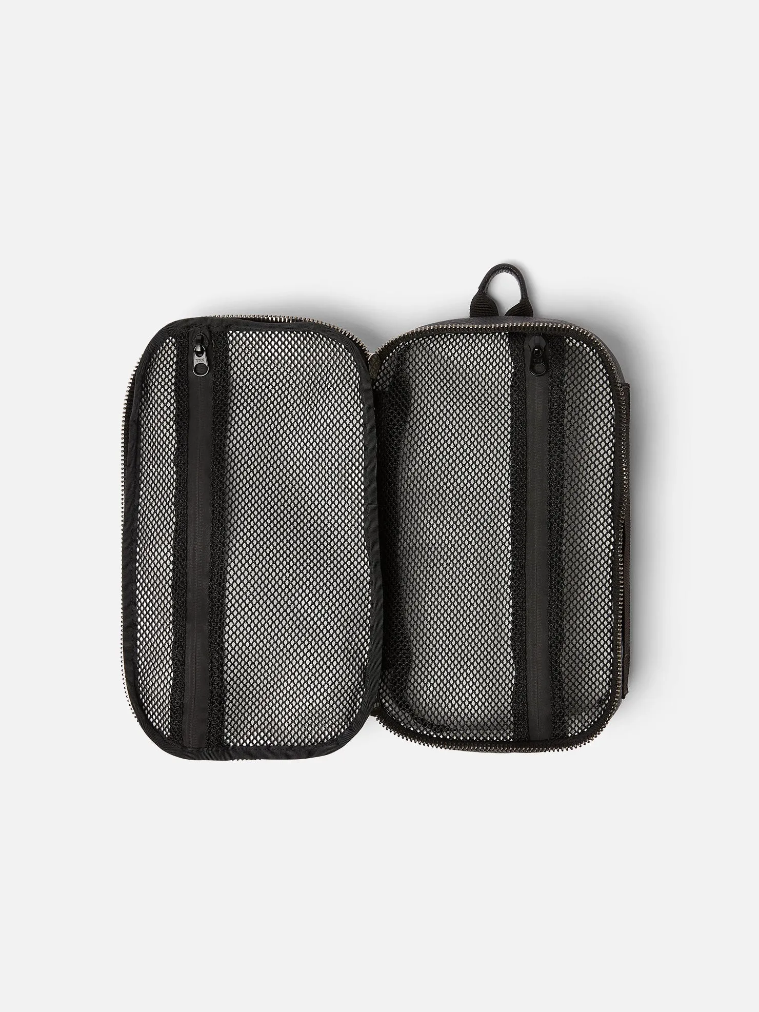 TRAVEL DOPP