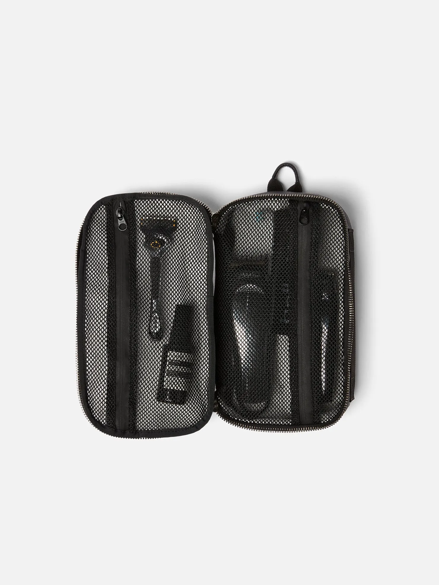 TRAVEL DOPP